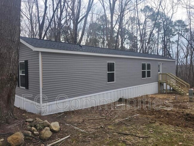 Photo - 614 Worthy St