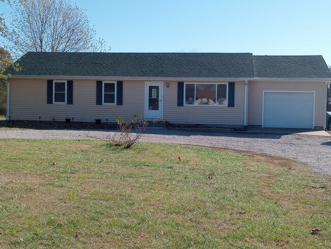 Building Photo - 24 NW 525th Rd