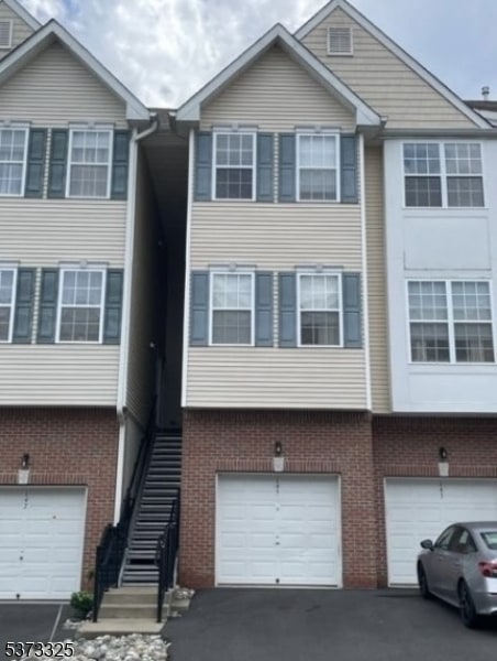 Building Photo - 145 Conover Terrace Unit 145 Rental