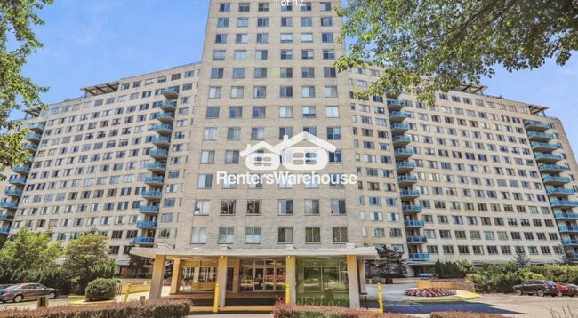 Building Photo - 10500 Rockville Pike Rental