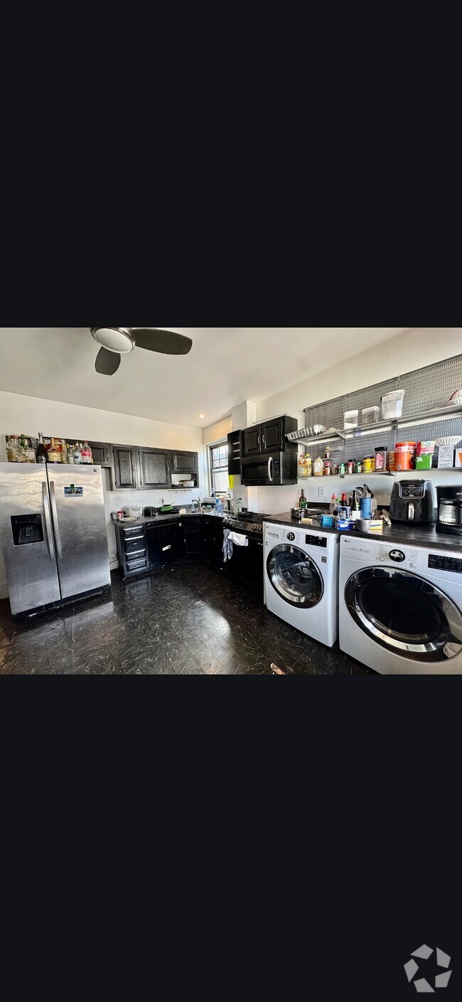 Building Photo - 1173 Commonwealth Ave Unit 6 Rental