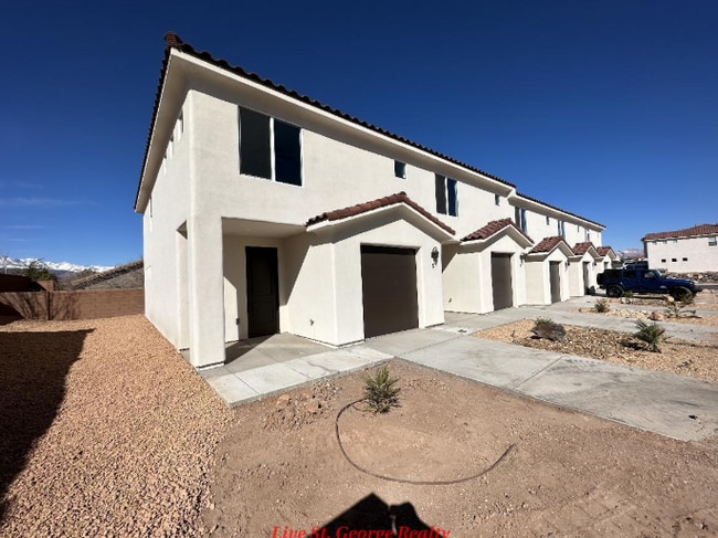 Building Photo - 345 N 2480 W