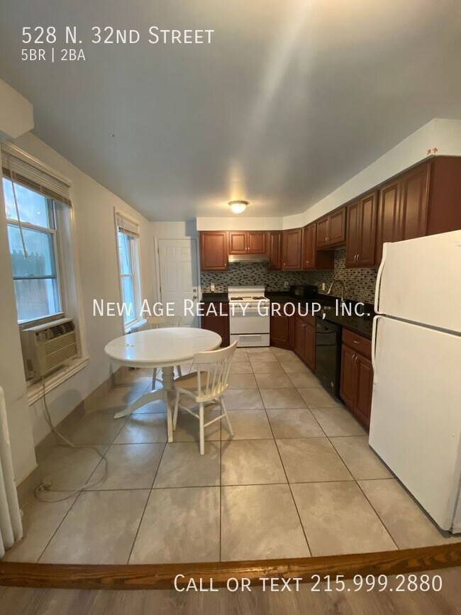 Photo - 528 N 32nd St