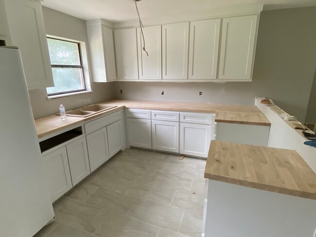 Photo - 7403 Pleasant Rdg Rd