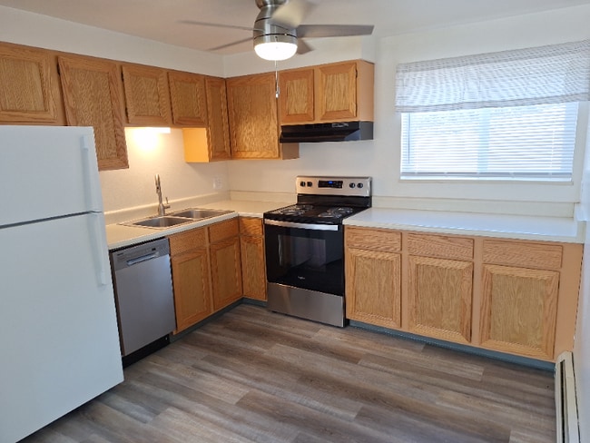 Building Photo - 1072 Westmoreland Rd Rental