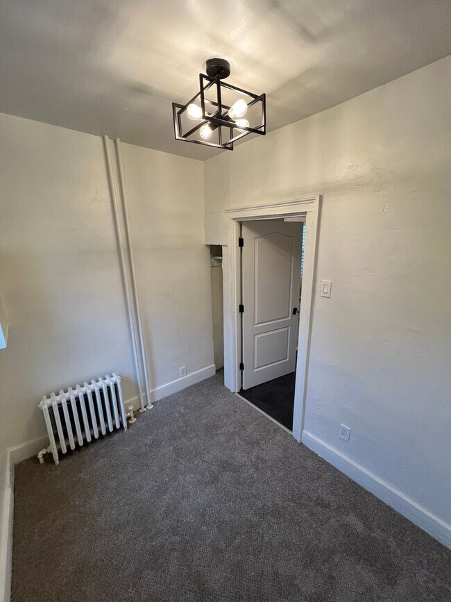 Photo - 1531 N Jackson St Unit 1531 N Jackson St Lower