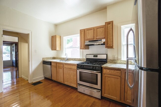 Photo - 128 Claire Rd