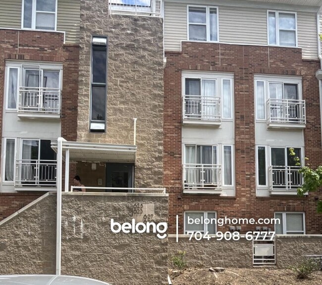 Building Photo - 629 Raphael Place