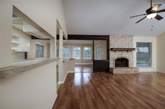 Photo - 13215 Lake Breeze Ln