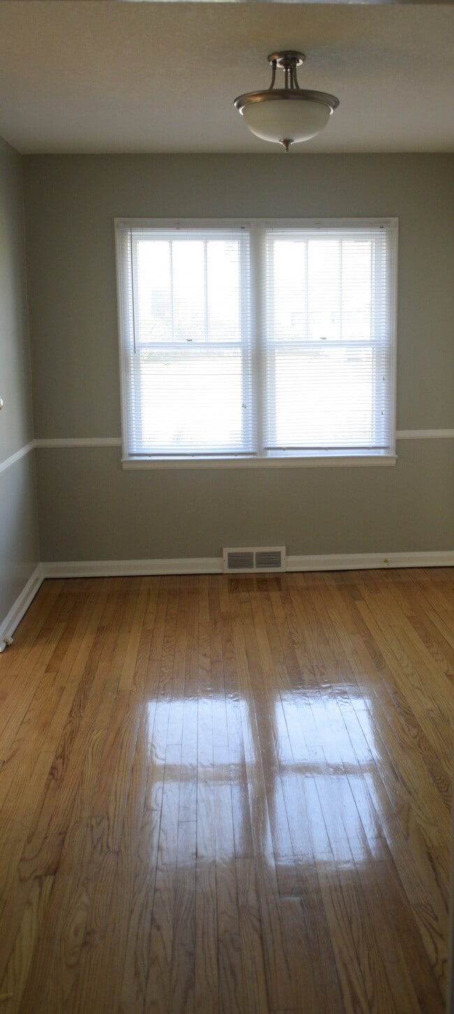 Photo - 1101 N Downey Ave