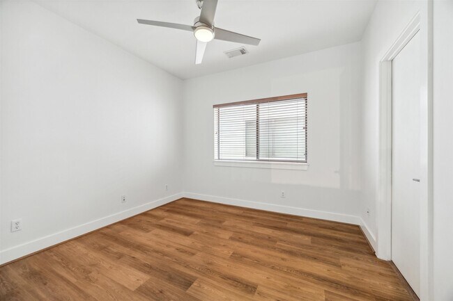 Photo - 4427 Eigel St