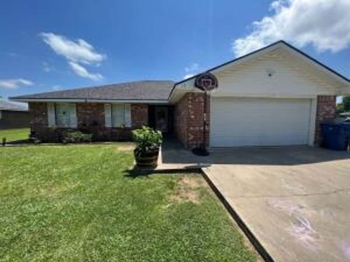 Photo - 113 Mayhaw St