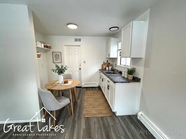 Photo - Charming 3 Bedroom 1 Bathroom now available for rent