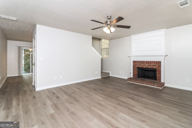 Photo - 7250 Bridgeport Ct Casa