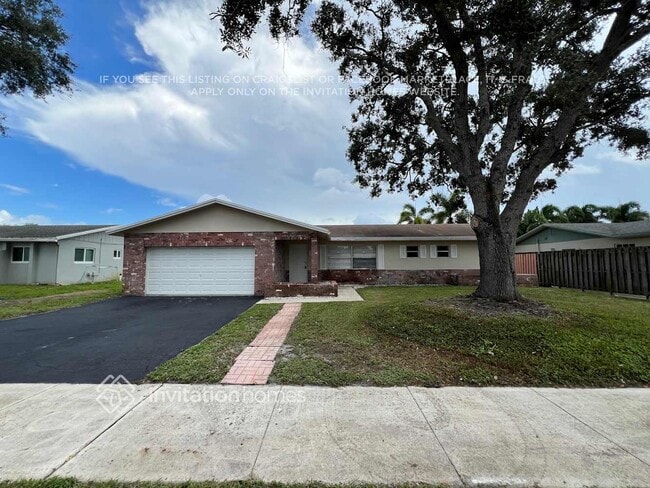 Building Photo - 6832 NW 27th Terrace Rental