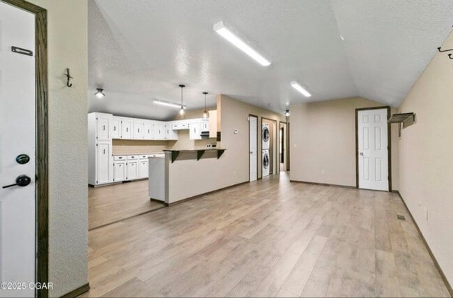 Photo - 6496 Racine St Unidad 2