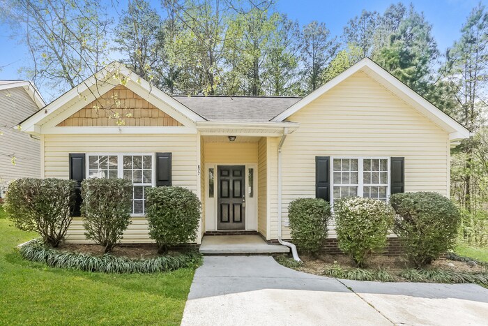 Photo - 677 Continental Dr