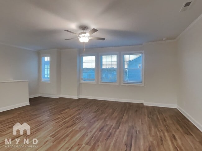 Photo - 7000 Point Bar Pl