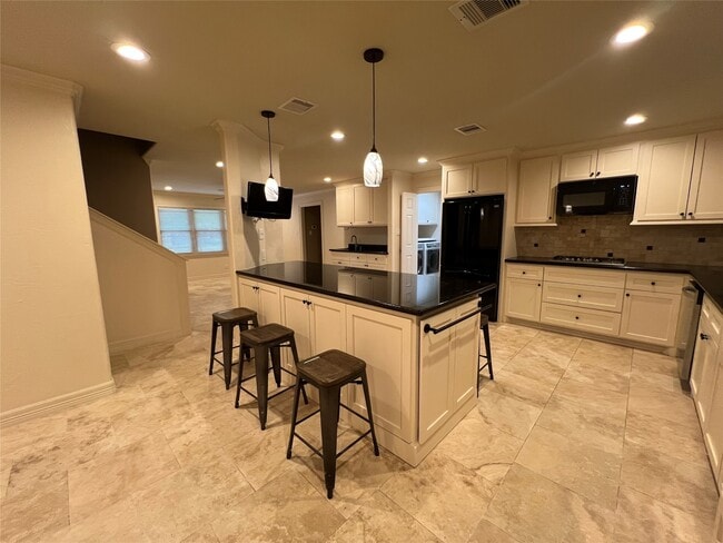 Photo - 1014 Roxella St