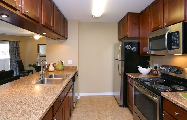 The Green At Chevy Chase Apartments