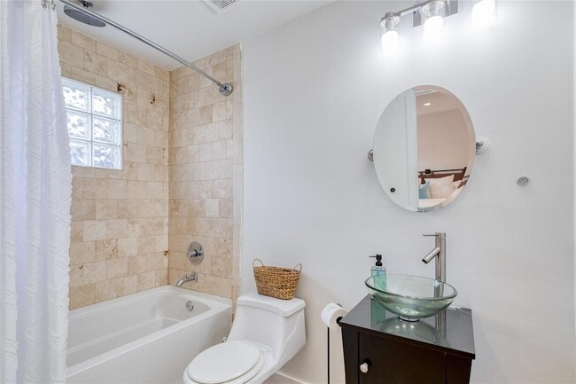 Photo - 2526 Durwood St Unidad 102