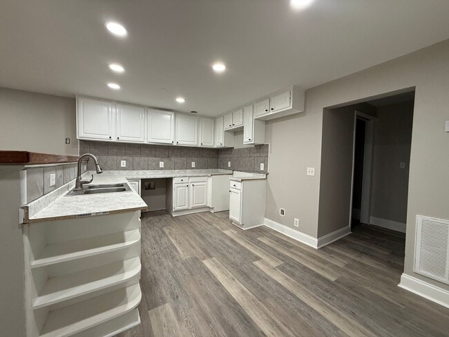 Photo - Old Tusculum Rd Apartments Unidad #3