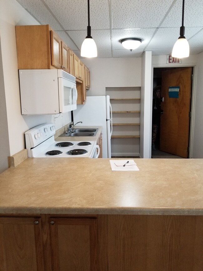 Photo - 410 W Webster St