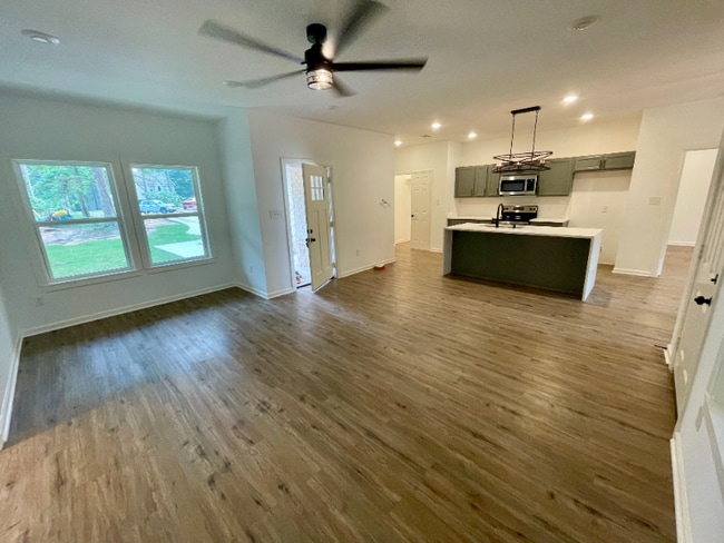 Photo - 17562 Highland Cir