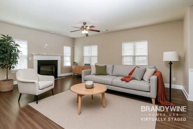 Photo - 196 Leland Ln