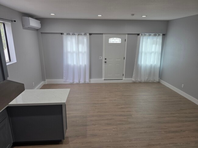 Photo - 1129 W 23rd St Unidad 1129