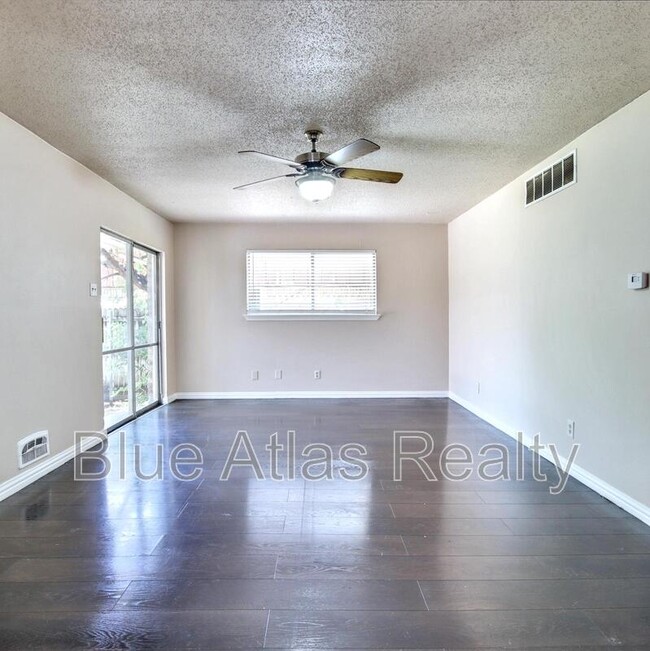 Photo - 9914 Brockbank Dr