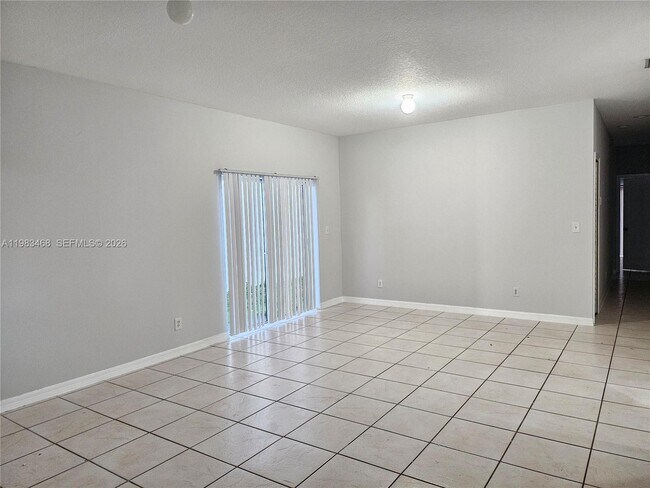 Photo - 14924 SW 58th St