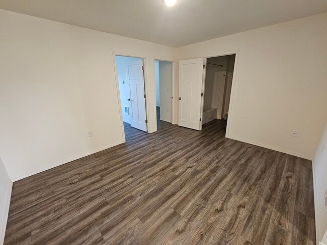 Photo - 3042-3044 Jackson Hwy