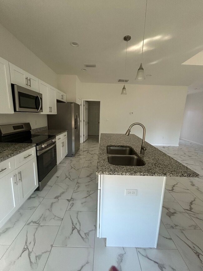 Photo - SPACIOUS 4 BEDROOM- 2 BATHROOM RETREAT IN BEAUTIFUL LAKE PLACID