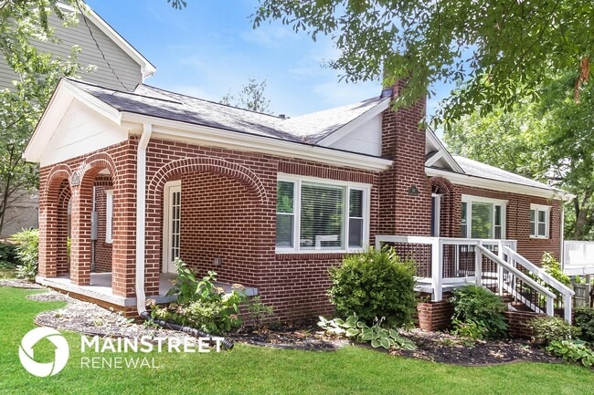 Photo - 140 Coryell St