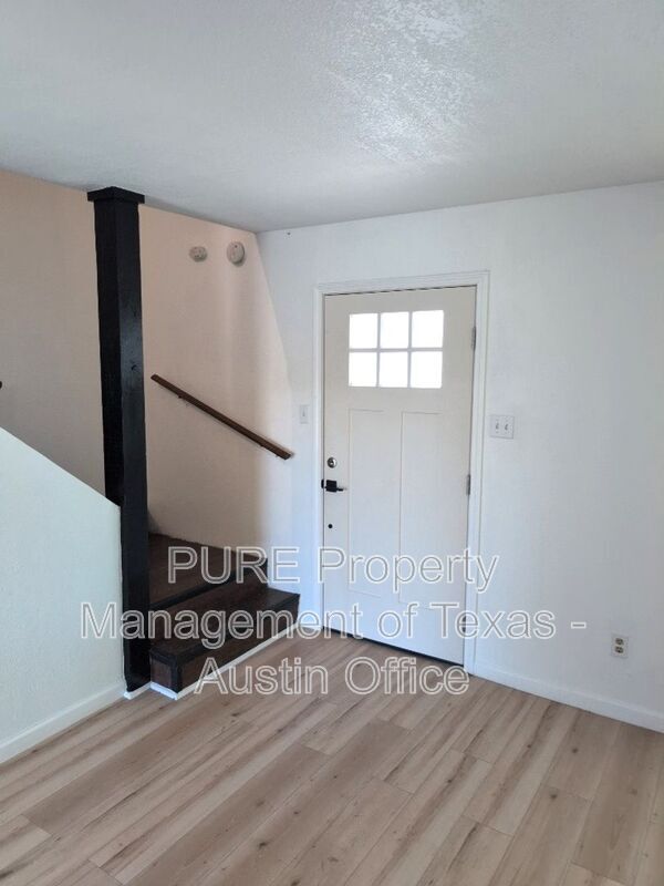 Photo - 3413 Lynridge Dr