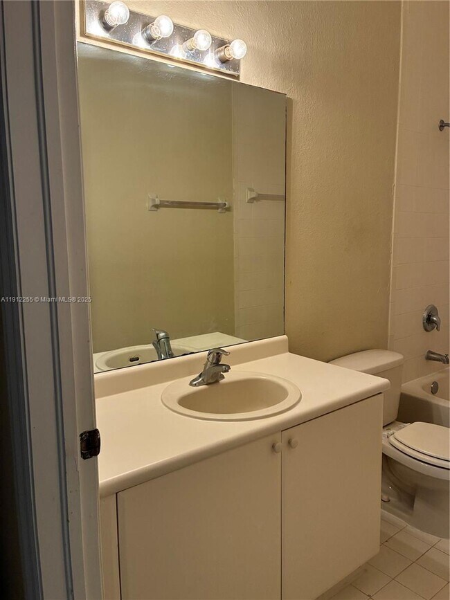 Photo - 1666 SE 27th Ct Unit 205