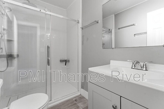 Building Photo - 33 Lodus Ct