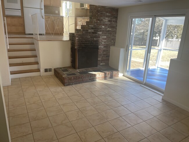 Photo - 11 Debra Ln