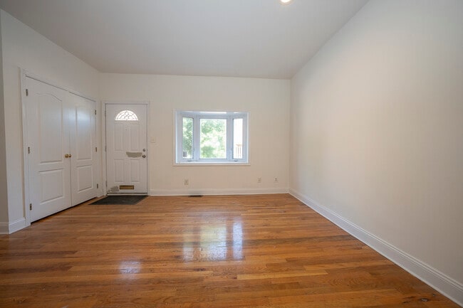 Photo - 2822 Ogden St