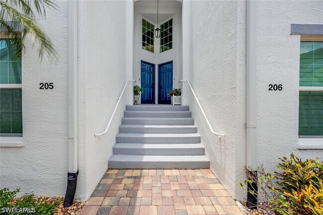 5963 Sand Wedge Ln Unidad 205