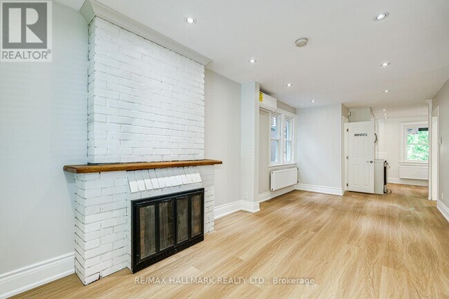 Photo - 229 Kingston Rd
