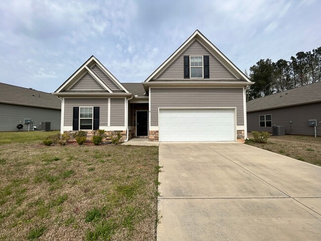 Newer Built 4/3 House in West Rome- $1,995 - Newer Built 4/3 House in West Rome- $1,995