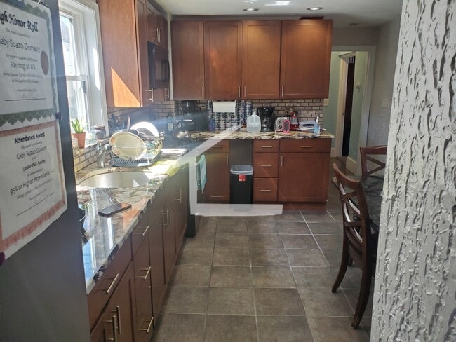 Photo - 31 Hopedale St Unit 1