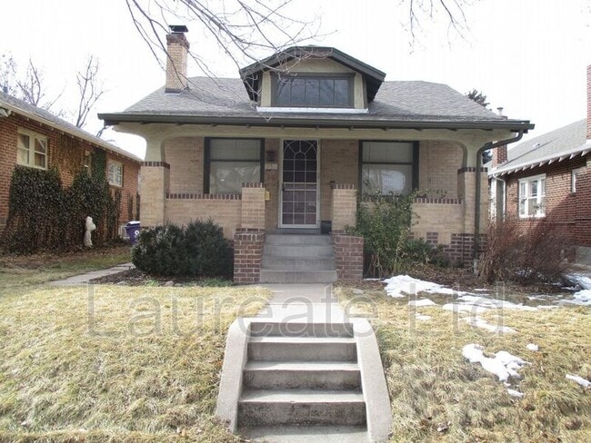 Building Photo - 953 Garfield St