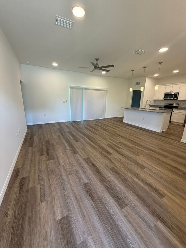 Photo - 17223 Berwin Ave