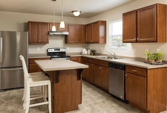 Photo - Newer 2000 sq ft 4 bedroom home for Lease