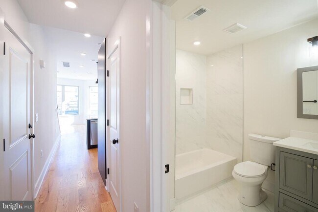 Photo - 2022 N 5th St Unidad 2