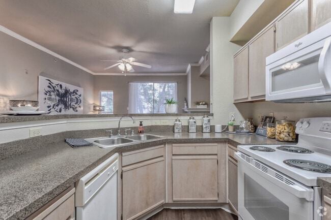 2BR, 2BA - 1123 SF B1 - Kitchen
