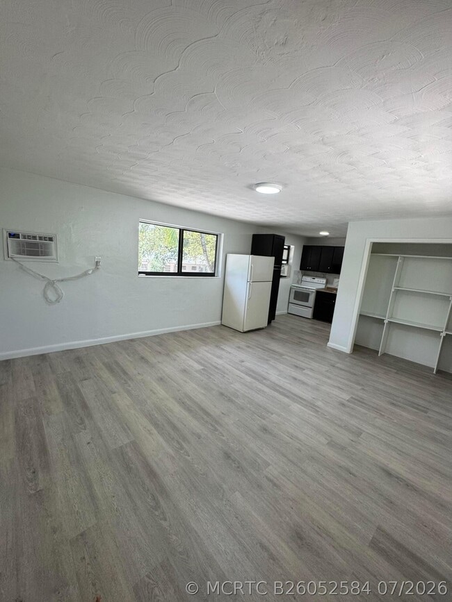 1113 SW 15th Terrace Unit 11